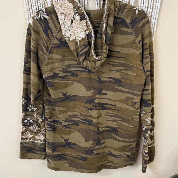 Johnny Wash Camo Embroidered Hoodie M - Picture 5 of 5